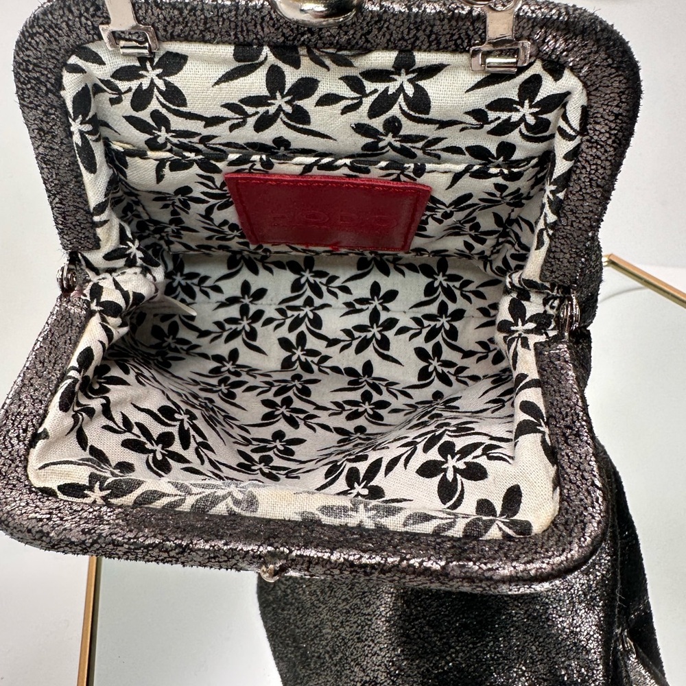 HOBO Leather Shimmering Black Crossbody Bag with Silver Chain- EUC - Picture 5 of 8